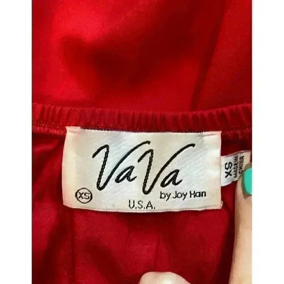 ⭐️ VaVa by joy Han off the shoulder red top in size xs - Picture 4 of 6